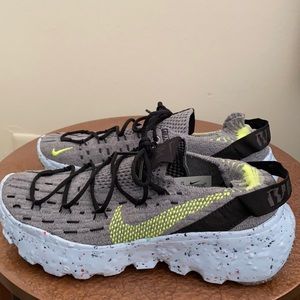 Nike Space Hippie 04’s